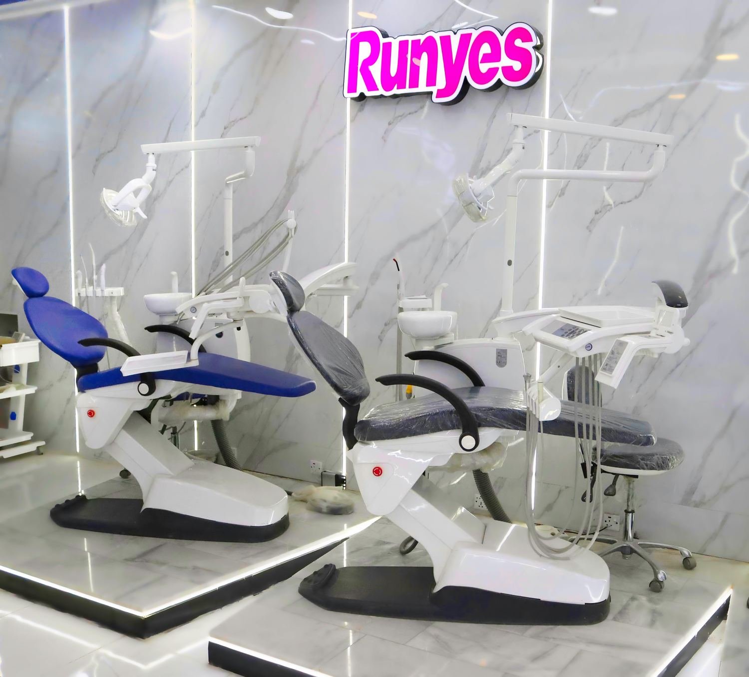 Runyes dental units in the Dar Al-Meshkat showroom
